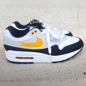 Nike AirMax 1 Sneakers